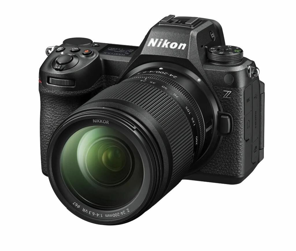 Nikon Z6 III 24-200mm Lens Kit