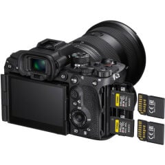 Sony A7R V Full Frame Gövde