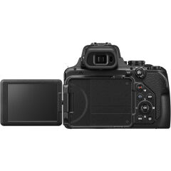 Nikon Coolpix P1100 Dijital Fotoğraf Makinası