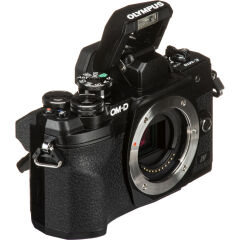 Olympus OM-D E-M10 Mark IV Gövde (Siyah)