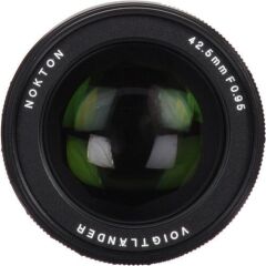 Voigtländer Nokton 42.5mm F0.95 MFT Mount Lens
